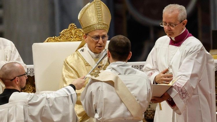 Ơn gọi linh mục của cha Simone Troilo