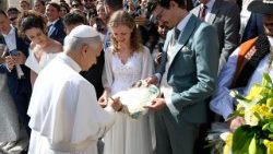 Tiếp kiến chung (01/10): Những thương tích của Chúa chứng tỏ một tình yêu lớn hơn mọi bất trung