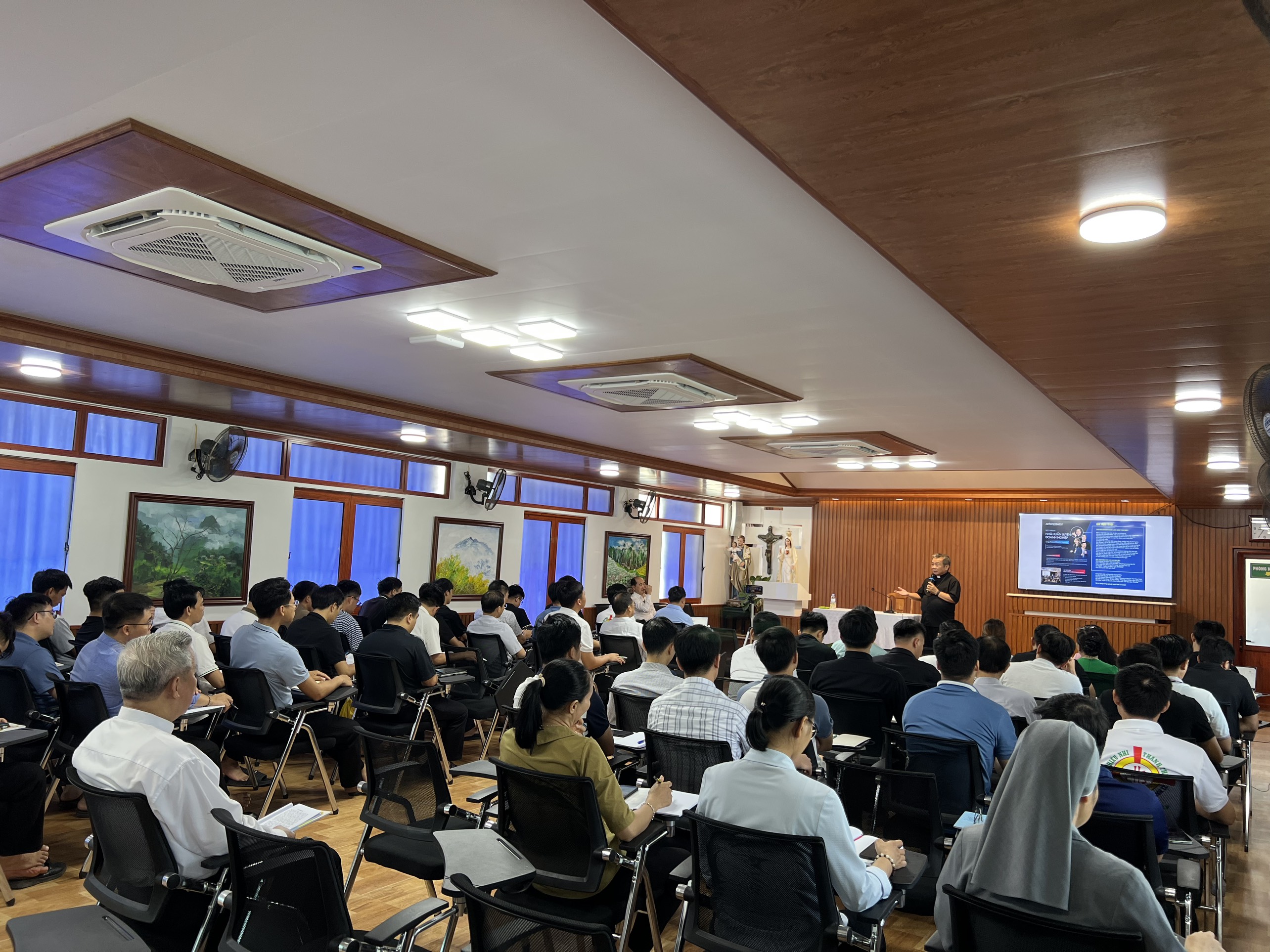 Giáo phận Lạng Sơn – Cao Bằng: Thường huấn chủng sinh và ứng sinh năm 2025