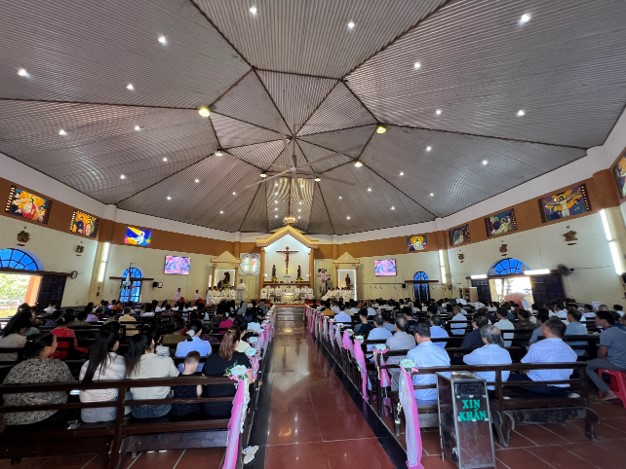 Mừng lễ Đức Mẹ Mân Côi: Quan thầy Giáo xứ Thất Khê