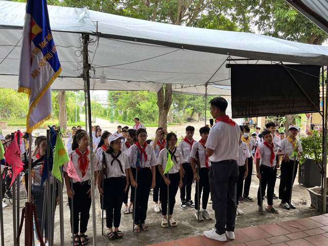 Khai mạc khóa huấn luyện Huynh- Dự Trưởng tại Giáo xứ Bản Lìm