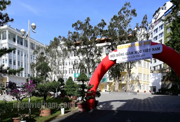 Giáo phận Đà Lạt chào mừng Đại hội thứ XVI của Hội Đồng Giám Mục Việt Nam