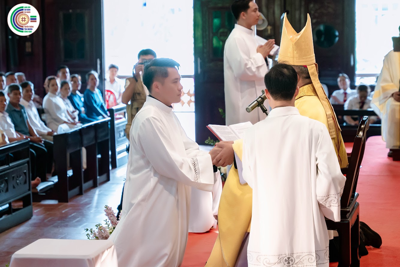 Gp.Lạng Sơn – Cao Bằng: Thánh lễ truyền chức Phó tế và kỷ niệm 10 năm thi hành Sứ vụ Mục tử tại Giáo phận của Đức cha Giuse “cảm tạ hồng ân và được sai đi”