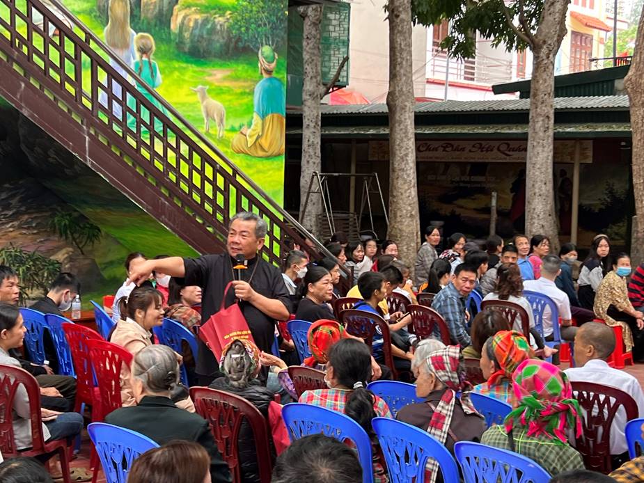 Gp Lạng Sơn – Cao Bằng: bữa cơm huynh đệ, ấm áp tình Chúa tình người