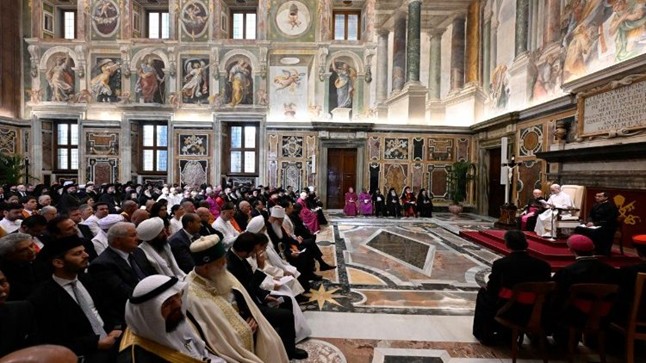 ĐTC Lêô kêu gọi các đại diện tôn giáo: Nói không với chiến tranh, vũ khí; nói có với hòa bình