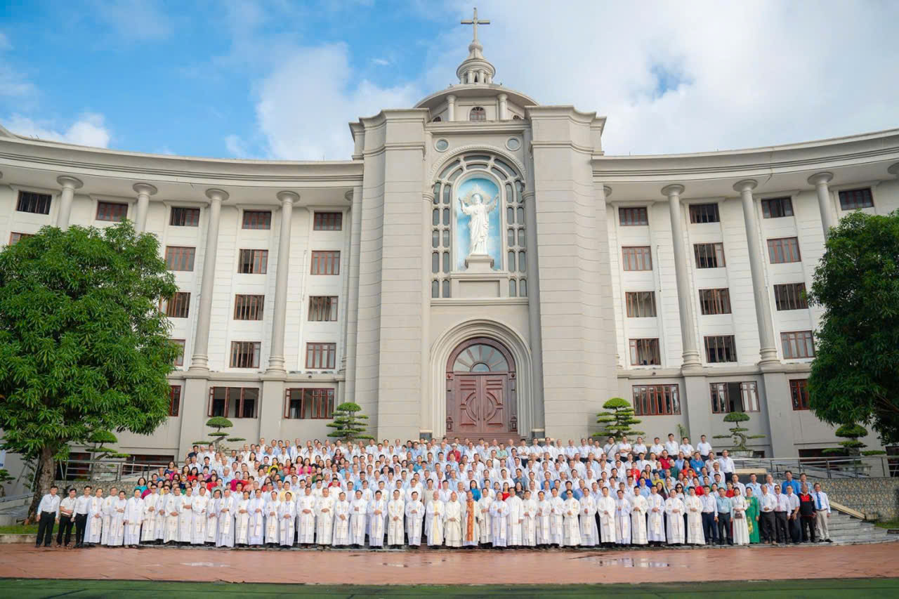 Bế mạc Đại hội Ủy ban Giáo dân toàn quốc năm 2025 - Kết thúc nhiệm kỳ thứ XV