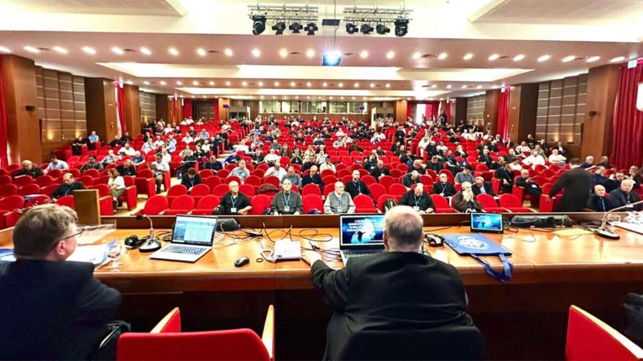 ĐTC Lêô gửi các linh mục trừ quỷ: “Thừa tác vụ của anh em vừa cần thiết vừa tế nhị”