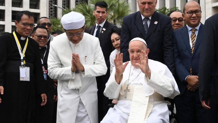 Các lãnh đạo Hồi giáo: ĐTC Phanxicô mẫu gương đối thoại liên tôn