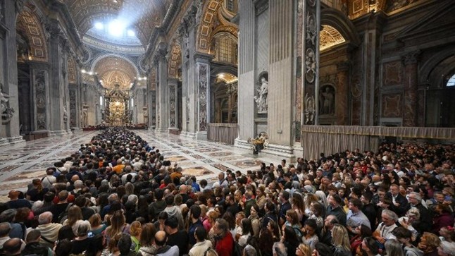 Đài Rai của Ý: hơn 170 phái đoàn nguyên thủ quốc gia và chính phủ, 450 ngàn người tham dự tang lễ ĐTC Phanxicô