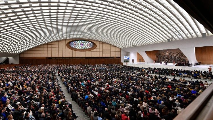 Đức Thánh Cha: Thiên Chúa chờ đợi chúng ta ở ngã tư cuộc đời, khi chúng ta không còn hy vọng