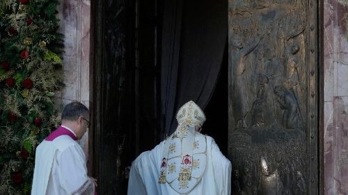 Đóng Cửa Thánh tại Vương Cung Thánh Đường Thánh Phaolô Ngoại Thành