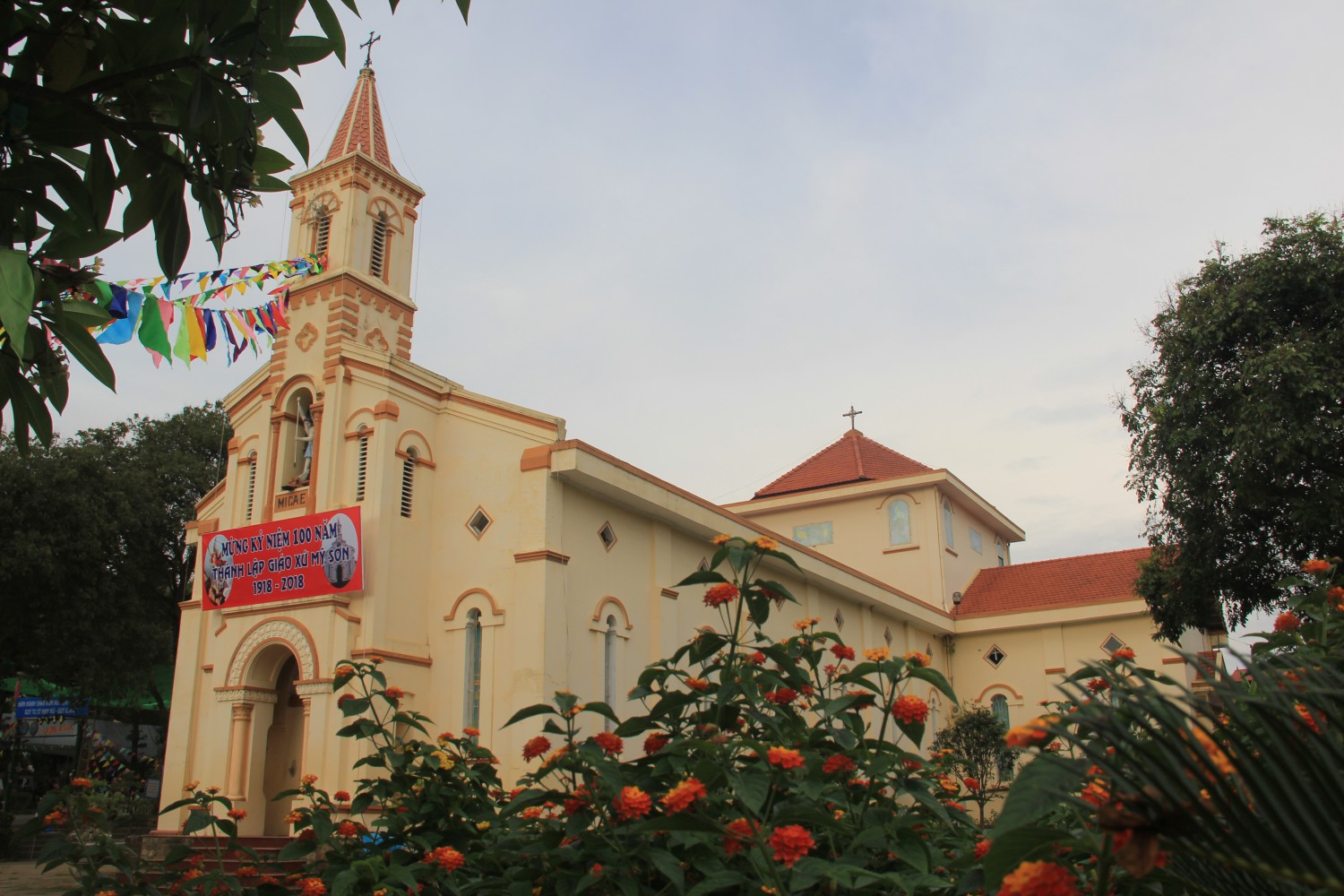 Thánh lễ khai mạc kỷ niệm 100 năm thành lập Giáo xứ Mỹ Sơn