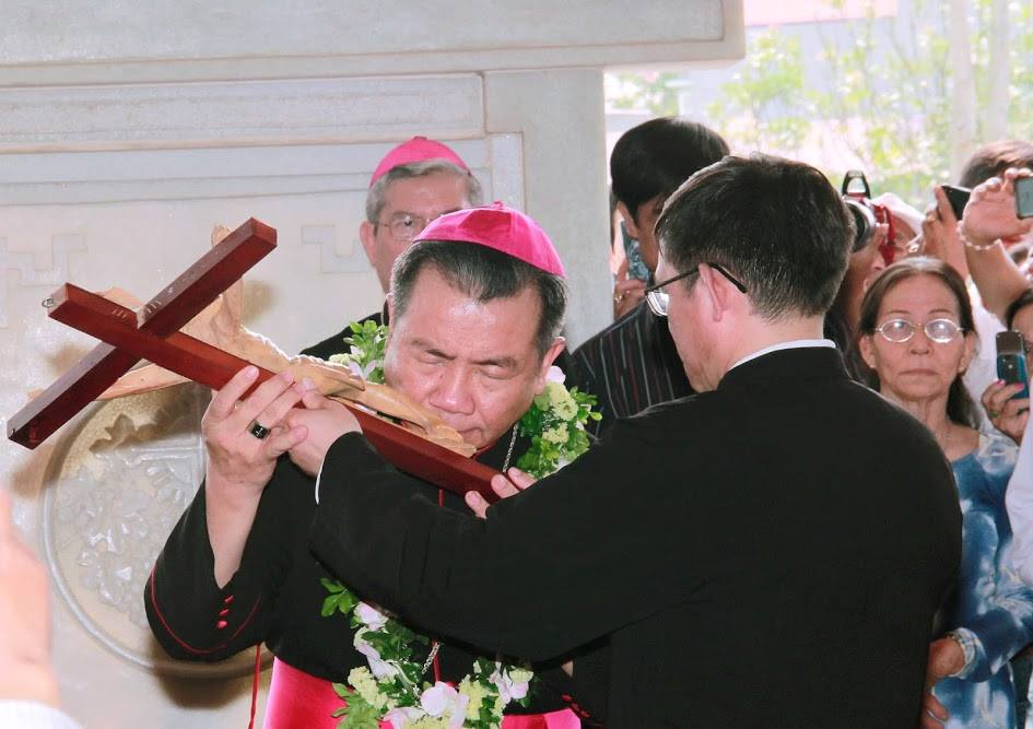 Phỏng vấn Đức cha Giuse Châu Ngọc Tri -Tân GIám mục Lạng Sơn Cao Bằng