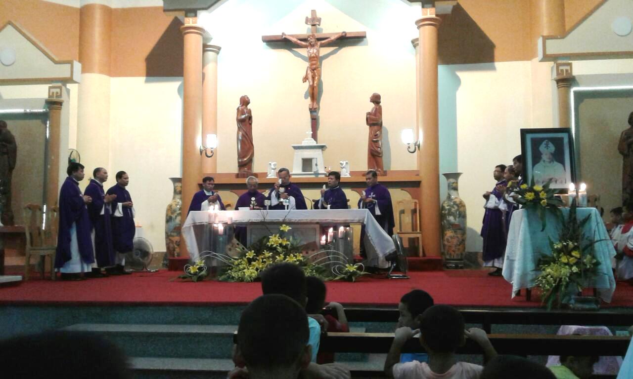 Giáo xứ Thất Khê: Thánh lễ cầu nguyện cho Đức cha cố Vinhsơn Phaolô Phạm Văn Dụ