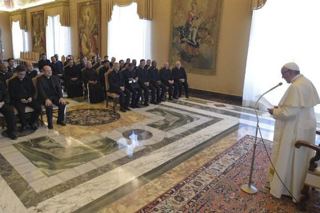 Đức Thánh Cha Phanxicô tiếp tổng tu nghị dòng Hiến Sĩ Thánh Giuse
