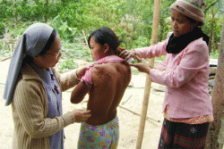 Rượu chè và tội ác tấn công giới trẻ người dân tộc