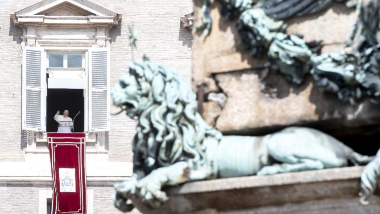 ĐTC Phanxicô: “Ép-pha-tha” – Mở lòng mình ra với Thiên Chúa và anh em