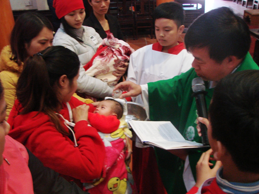 Phụ Huynh Giáo Xứ Mỹ Sơn Ý Thức Hơn Về Bí Tích Rửa Tội
