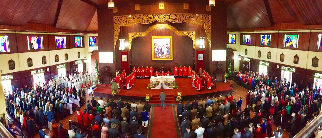 Thánh lễ Bế mạc Năm Thánh Tôn vinh Các Thánh Tử Đạo và lễ Tuyên thệ Hội đồng Mục vụ Giáo xứ