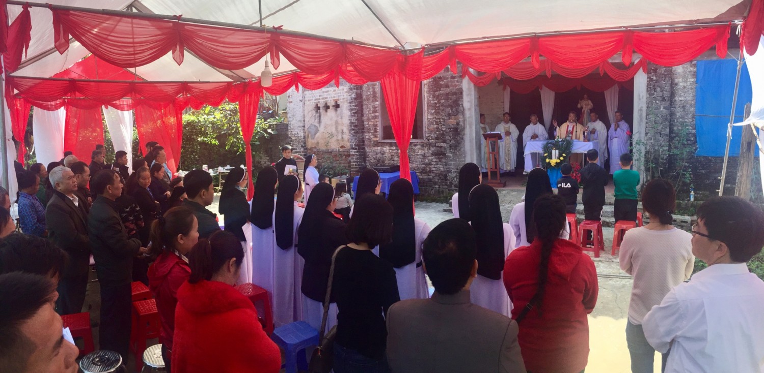 Cộng đoàn Hạ Lũng hân hoan mừng lễ Chúa Giêsu Ki-tô Vua Vũ Trụ.