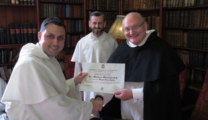 Đừng đi tu để học hành!