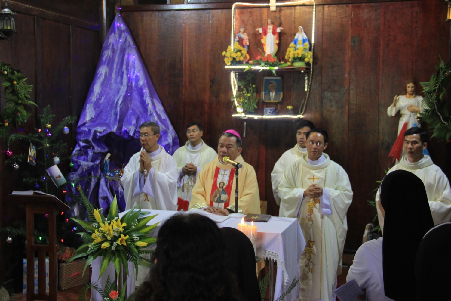 photo1