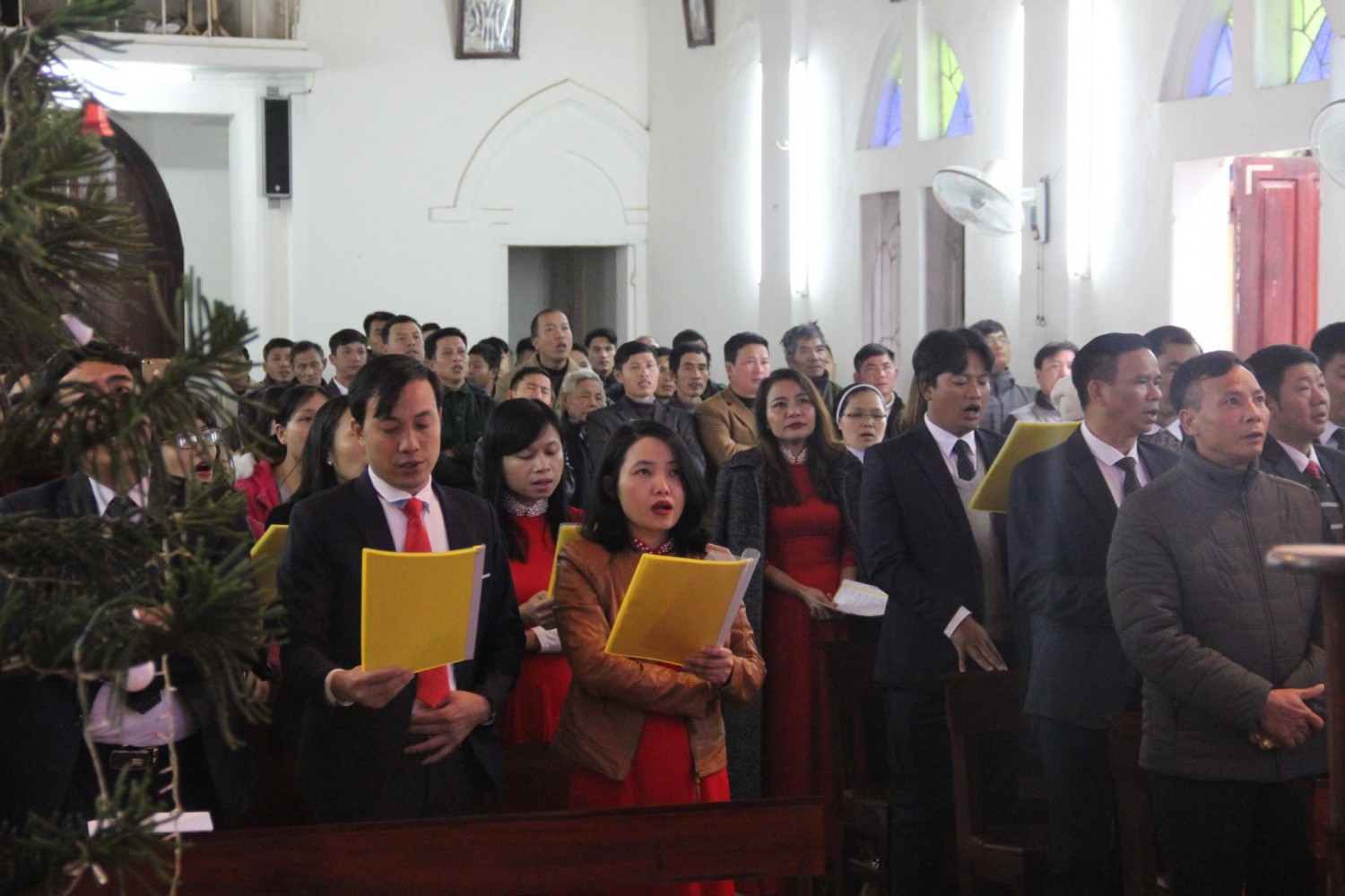 Giáo xứ Cao Bình mừng kính Thánh Gia Thất