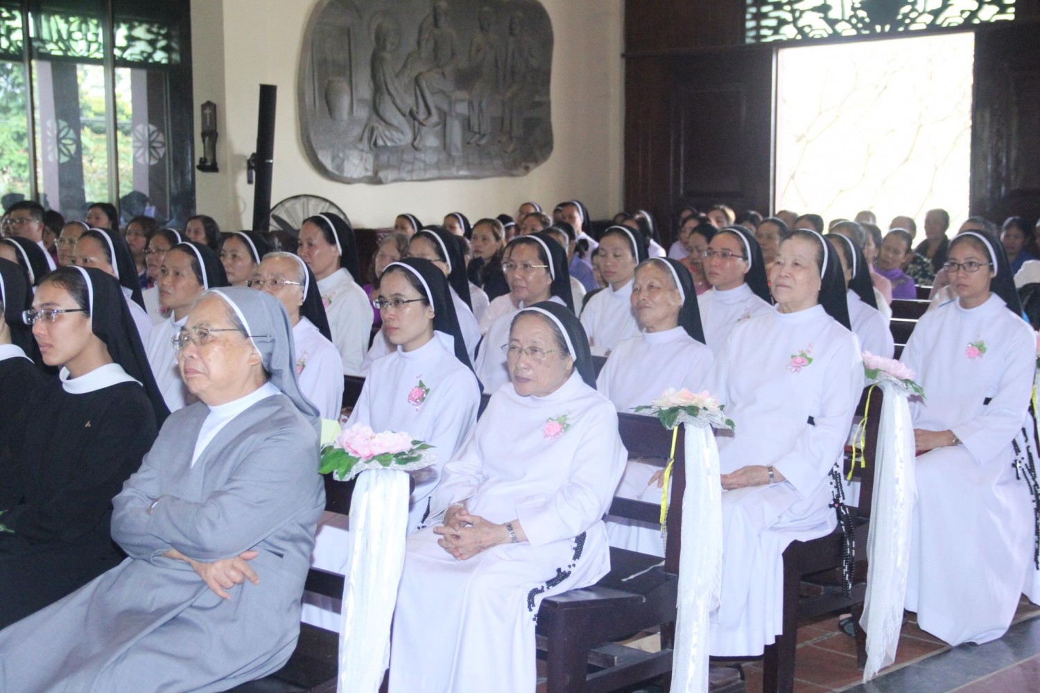 Viết cho Người Nữ Tu!