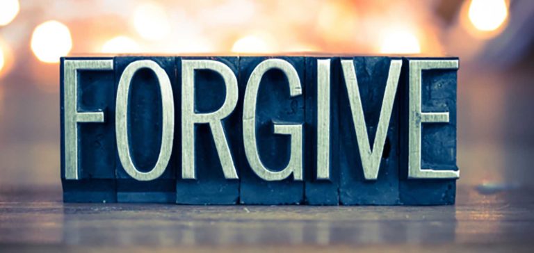 Hãy Đối Xử Tốt Với Nhau