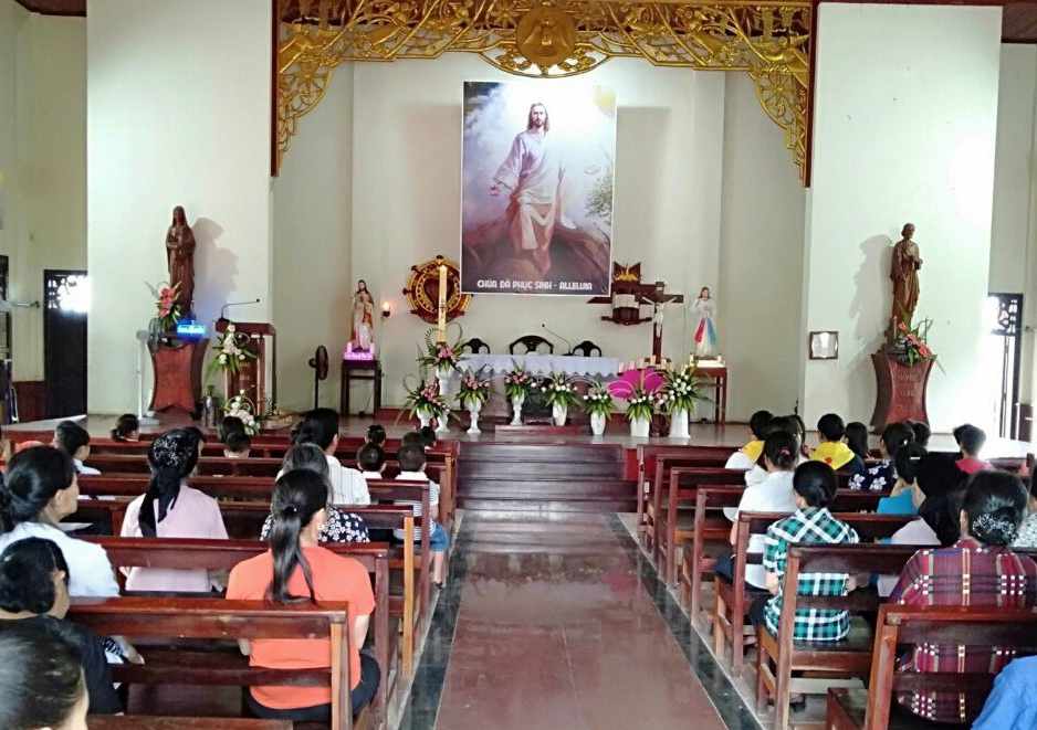 Giáo xứ Bó Tờ hân hoan mừng Chúa Phục Sinh