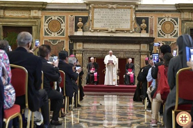 ĐTC Phanxicô tiếp 300 tham dự viên Hội nghị Kinh Thánh Công Giáo