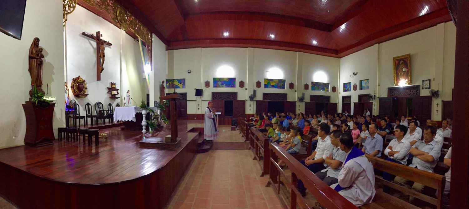 Hãy trở về với Chúa trong niềm hân hoan vui mừng.