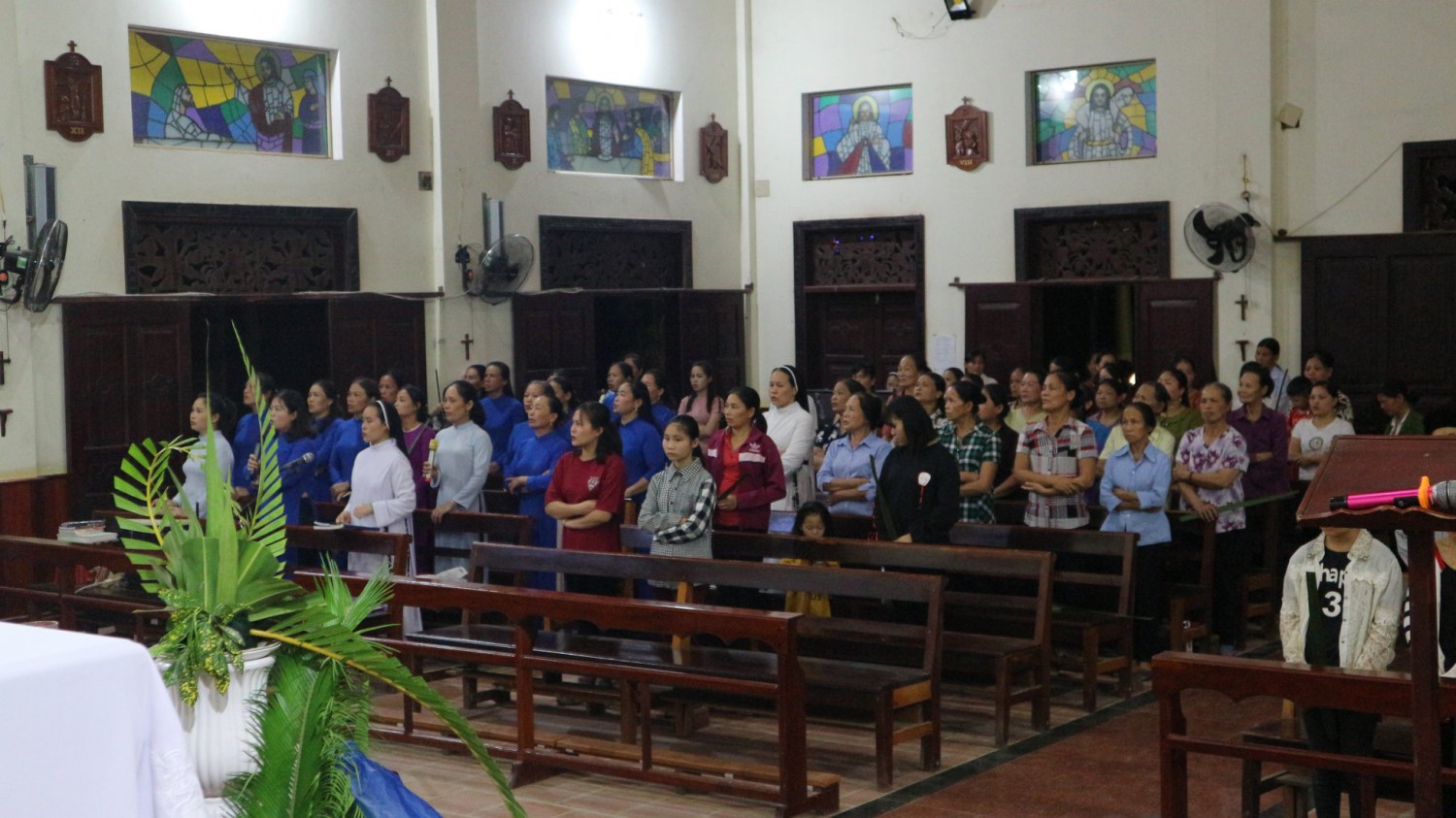 Giáo xứ Bó Tờ cử hành Lễ Lá khai mạc Tuần Thánh