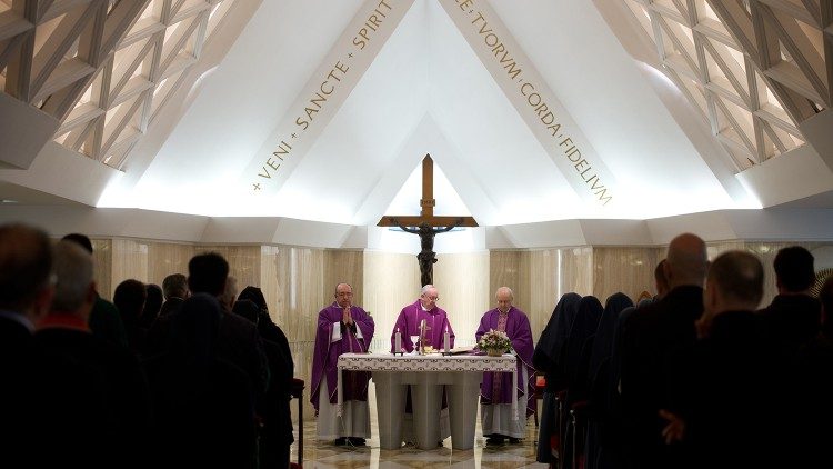 Đức Thánh Cha: Hãy cầu nguyện với tất cả lòng can đảm và chân thành