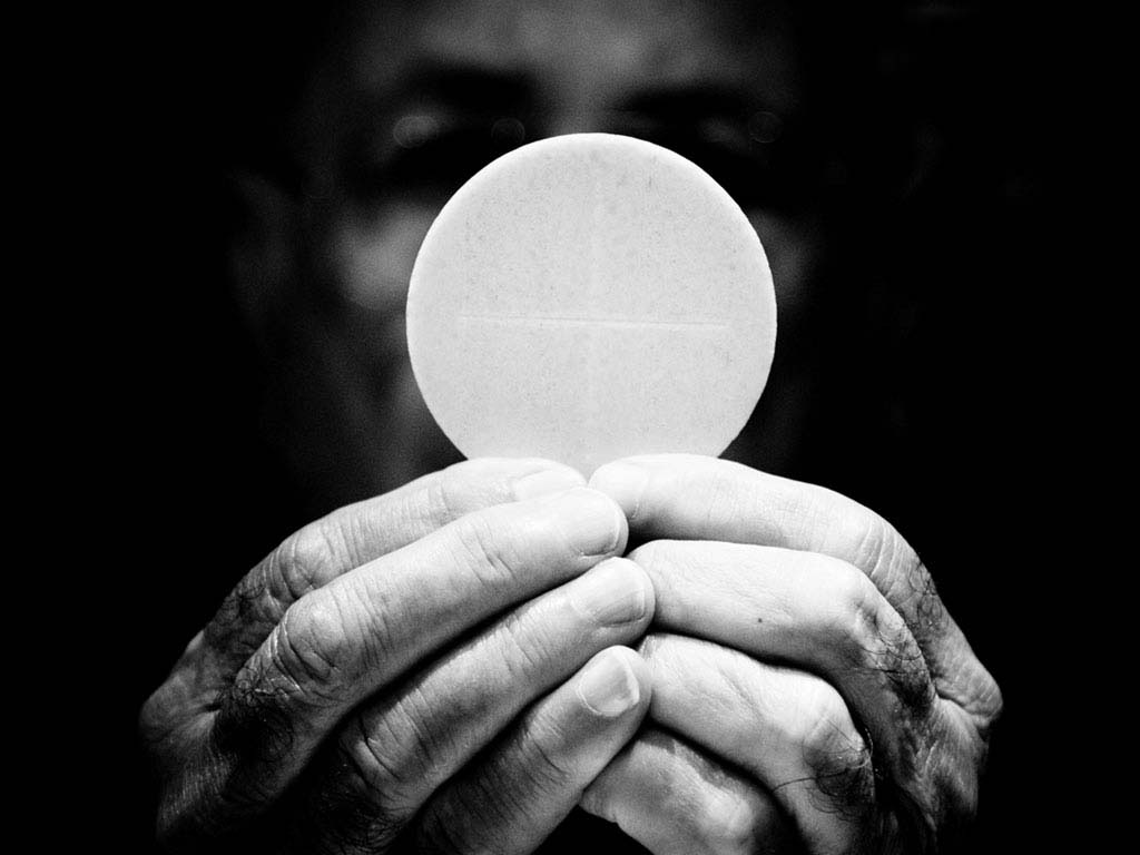 Giờ Chầu Thánh Thể thứ Năm Tuần Thánh: Thánh Thể - Giao Ước Mới