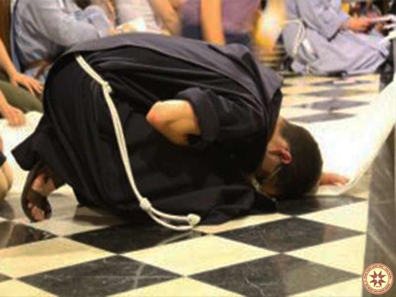 Định nghĩa và ý nghĩa của vâng phục