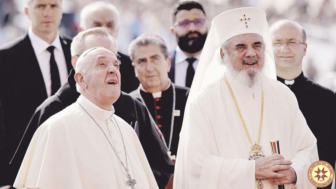 Diễn từ của Đức Thánh Cha giải thích kinh Lạy Cha tại nhà thờ chính tòa Chính Thống Giáo Bucarest