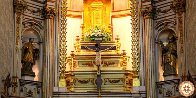 Mình Thánh vẫn chứa máu tươi sau 770 năm