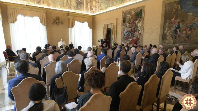 Đức Thánh Cha Phanxicô: Người trẻ có quyền nghe loan báo lời của Chúa Kitô