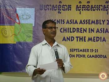 Phủ doãn Tông toà Kompong-Cham, Campuchia từ nhiệm