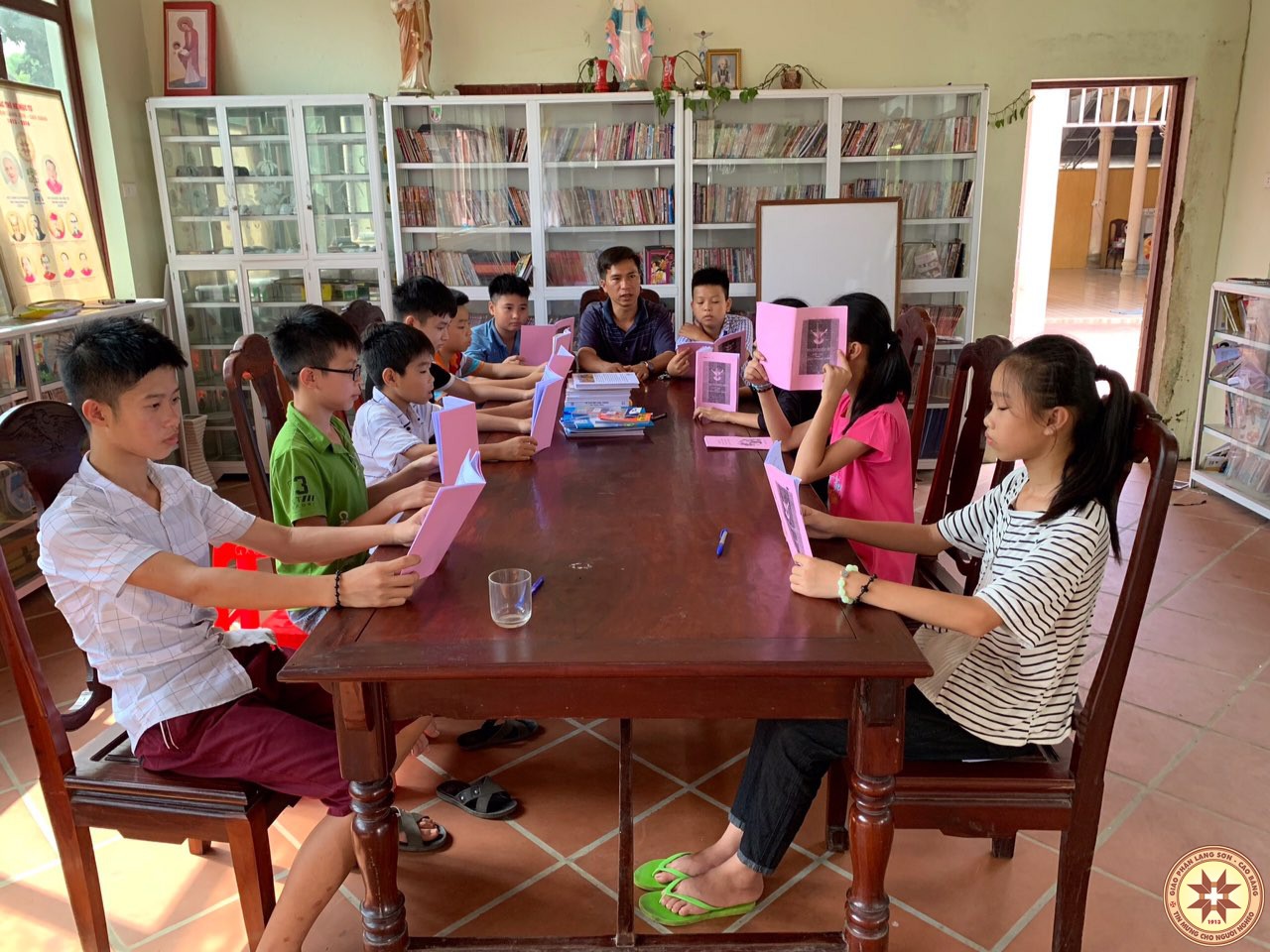 Giáo hội đồng hành với người trẻ