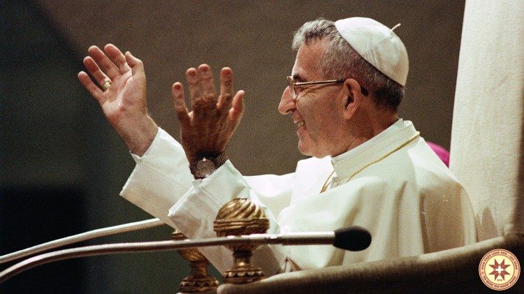 Vị Giáo hoàng đầu tiên viếng thăm châu Phi