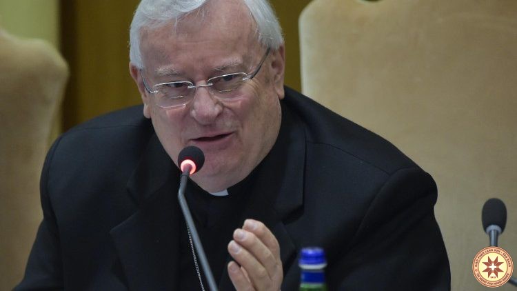 “Đừng để giấc mơ của bạn bị đánh cắp, chúng là tương lai”