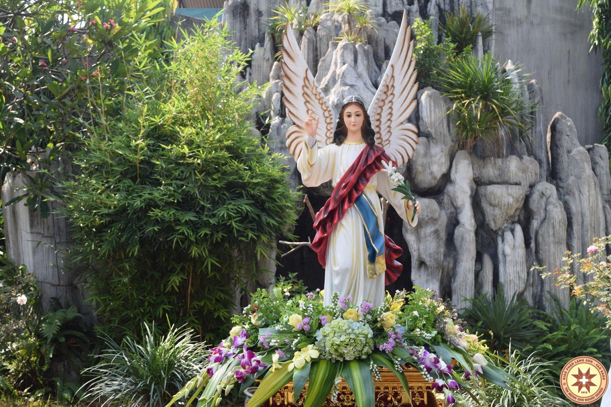 Giáo xứ Ngạn Sơn mừng kính Tổng Lãnh Thiên Thần Gabriel Bổn mạng