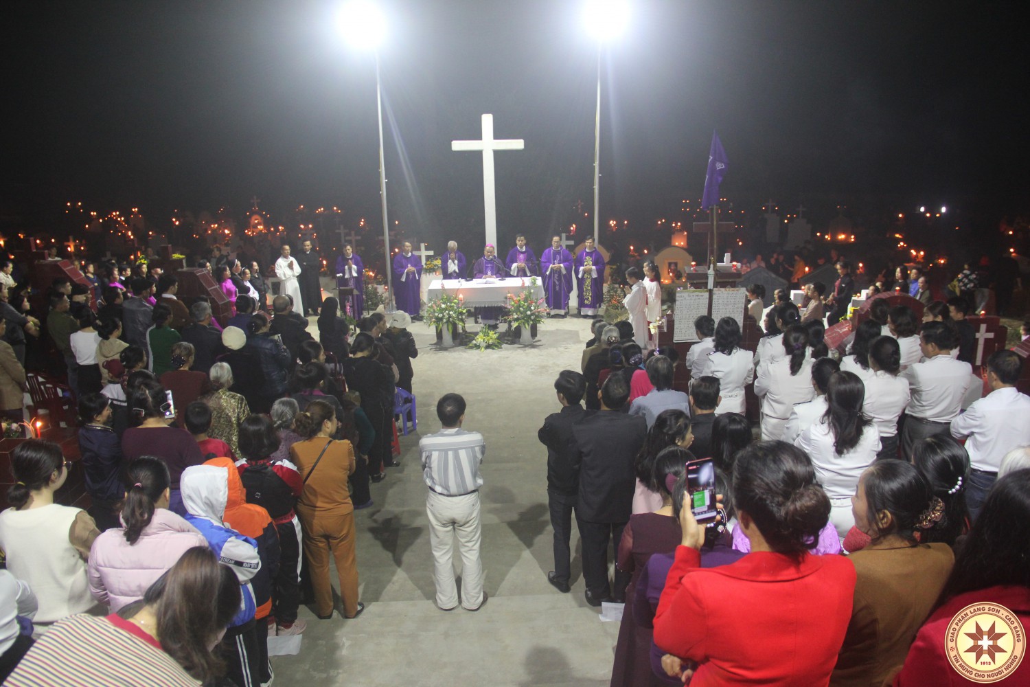 Thánh Lễ Cầu Nguyện Cho Các Linh Hồn