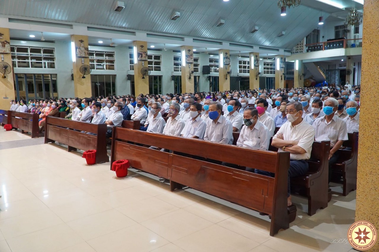 Covid-19 và giữ đạo