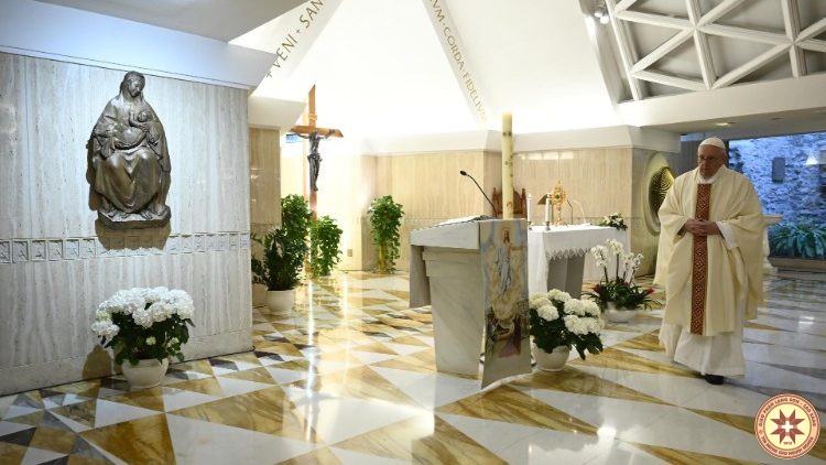 ĐTC Phanxicô: Tiền, tính hư danh và nói xấu làm chia rẽ cộng đoàn