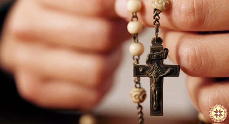 Tìm Hiểu Gốc Tích Tháng Mân Côi