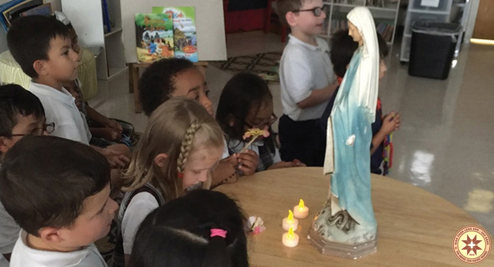 Hướng dẫn Thiếu Nhi đọc và sống kinh Mân Côi