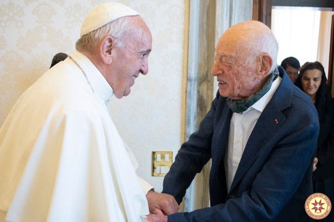 ĐTC Phanxicô ca ngợi triết gia Edgar Morin: một cuộc đời phục vụ vì một thế giới tốt đẹp hơn